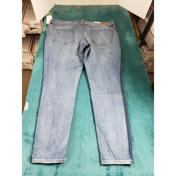 H&M Jeans Size 24 Womens Blue Stretch Pants Denim Mid Rise Ladies Skinny NWT - Picture 12 of 15